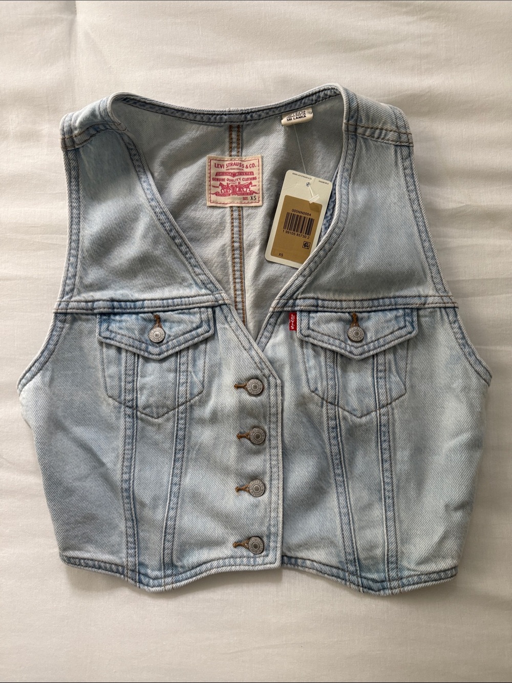 Levi's Light Wash Slim Crop Denim Vest with Button Front | XS | NWT